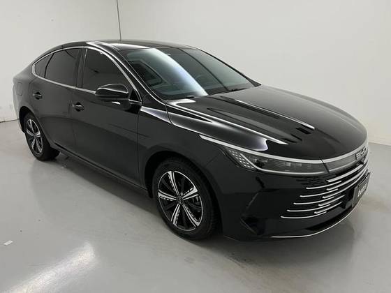 BYD KING 1.5 DM-I PHEV GS AUTOMÁTICO BYD KING 1.5 DM-I PHEV GS AUTOMÁTICO